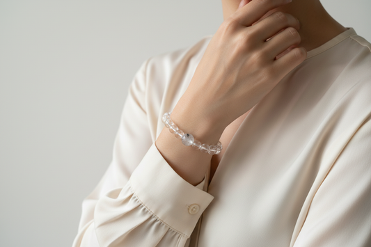 CLEAR HORIZON Lifestyle Image