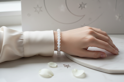 Moonstone 8mm Lifestyle Image