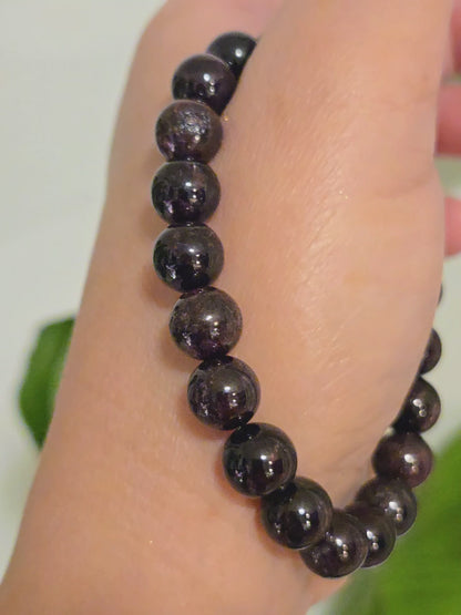 GARNET 8MM | The Everyday Classic