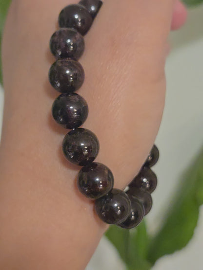 GARNET 10MM | The Bold Soul