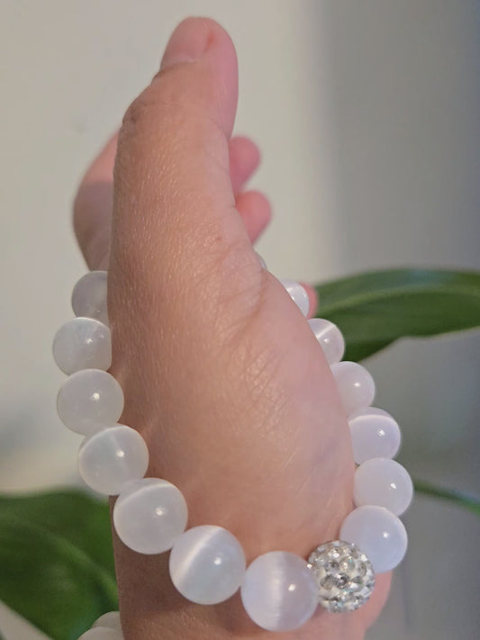 WINTER PEACE | Whispers of Winter's Eve | Leene Luxe