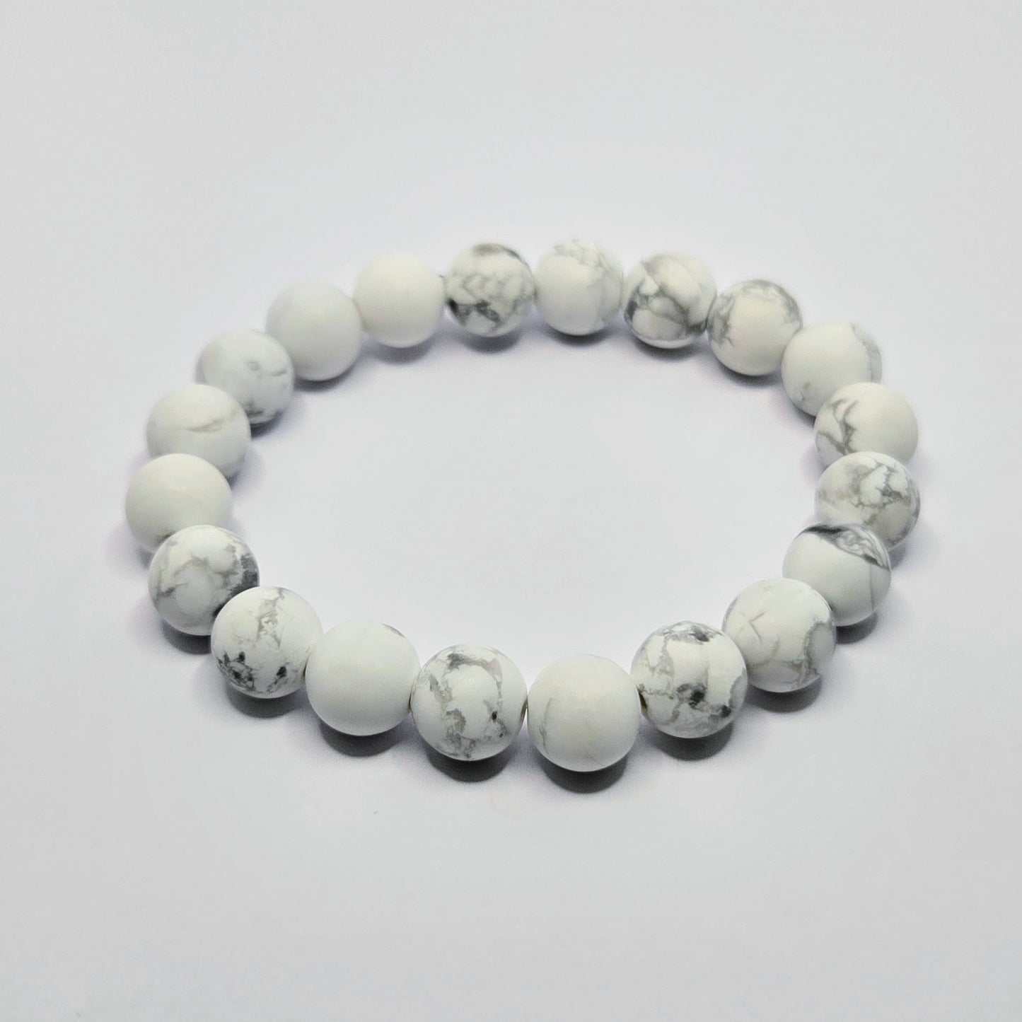 WHITE HOWLITE 8MM | The Everyday Classic