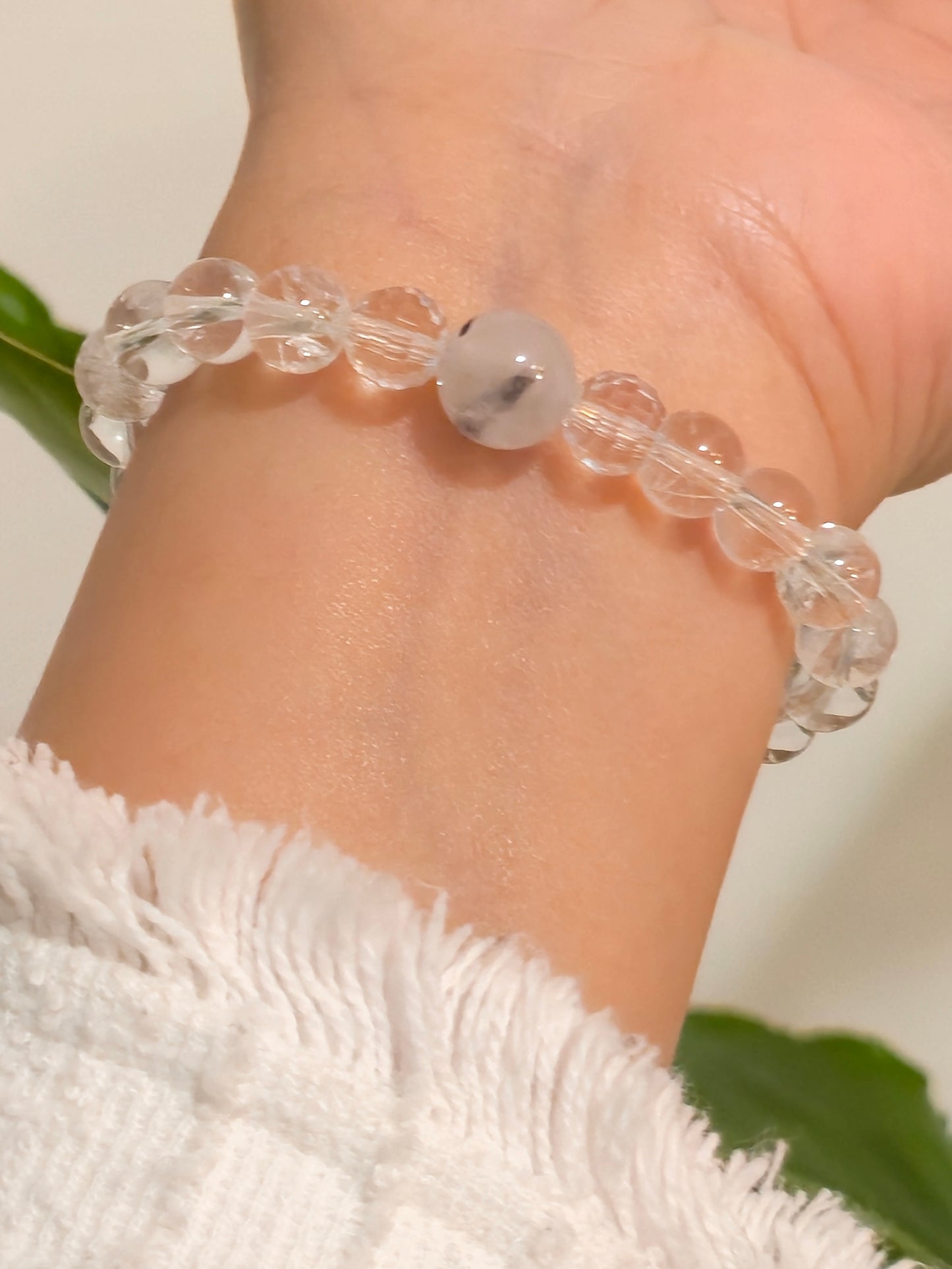 CLEAR HORIZON| The Luminous Journey | Leene Luxe